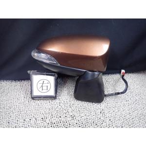 ポルテ DBA-NCP141 右ドアミラー 4U3  87910-52E60