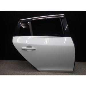 ボルボ 60シリーズ DBA-FB4164T 右リアドアASSY 614  11W284