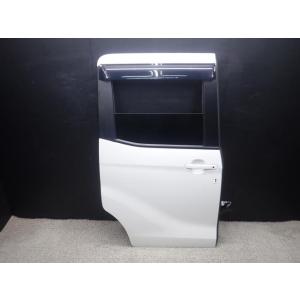 デイズルークス DBA-B21A 右リアドアASSY SLN(W13)  82100-6A00M