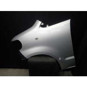 ポルテ CBA-NNP10 左フロントフェンダー 1E7  53812-52200