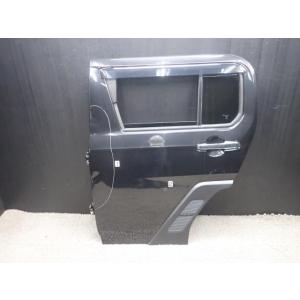 タフト 6BA-LA900S 左リアドアASSY X07  67004-B2360