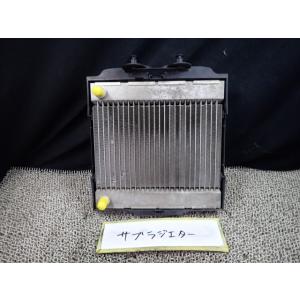 BMW 5シリーズ DBA-XG20 ラジエータ 300  17117802662