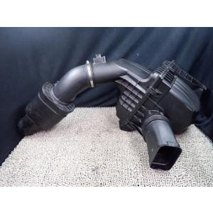 BMW 5シリーズ DBA-XG20 エアクリーナーASSY 300  13717612014