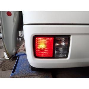 NV100クリッパー HBD-DR17V 左テールランプ 26U  26555-4A00H