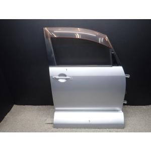 デリカＤ5 DBA-CV5W 右フロントドアASSY A31  5700A464