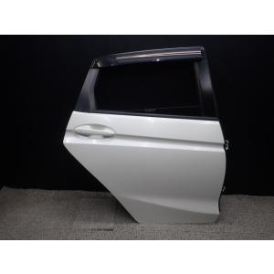 フィット DAA-GP5 右リアドアASSY NH875P  67510-T5A-N10ZZ