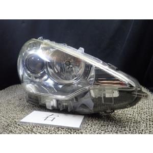 アクア DAA-NHP10 右ヘッドランプASSY 9AH  81110-52E61