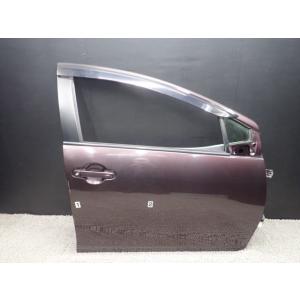 アクア DAA-NHP10 右フロントドアASSY 9AH  67001-52590