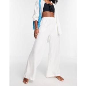 ボルコム レディース カジュアルパンツ ボトムス Volcom X CoCo Ho beach pants in white - part of a set｜revida2