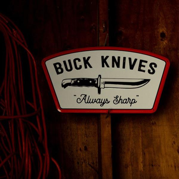 BUCK ブリキ看板 Always Sharp Tin Take エンボス加工 BU95307 バッ...