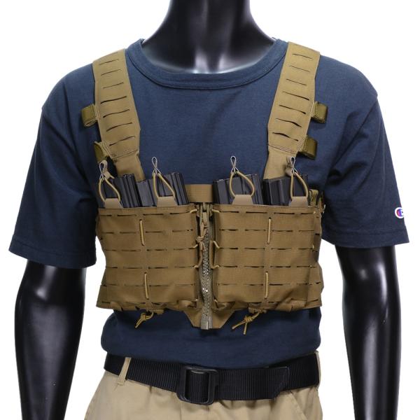 DIRECT ACTION TEMPEST チェストリグ M4マガジン8本収納 CR-TMPT-CD...