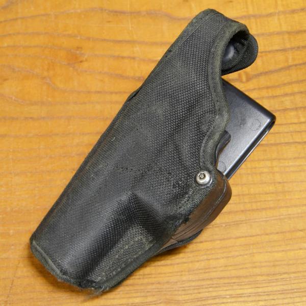 イギリス軍放出品 ホルスター BIANCHI製 レベル3 SIG P220/P226等対応 [ 左利...