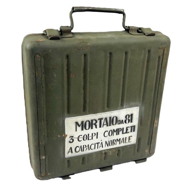 イタリア軍放出品 アモカン スチール製 81mm迫撃砲弾用 オリーブドラブ [ 可 ] 軍払下げ品 ...