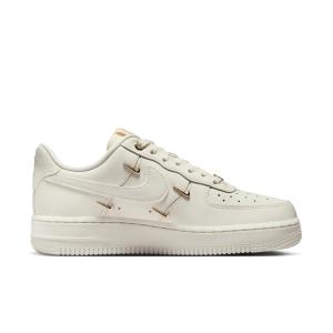 NIKE WMNS AIR FORCE 1 0...の詳細画像1