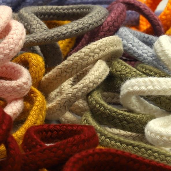 SIC ストリングコード 約4mm 1メートル 服飾 手芸 SHINDO