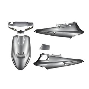 市川発　アドレスV100  CE13A　購入者の方に新品スペアパーツを無料で付けます。（年齢の為、2輪卒業） スズキ（SUZUKI） アドレスV100 CE11A 外装セット 5点 銀 シルバー