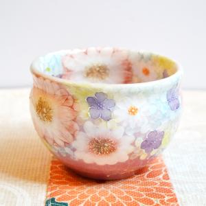 工房ゆずりは 湯呑茶碗 色彩花 瀬戸焼 花柄 優しい感性 女性だけの工房