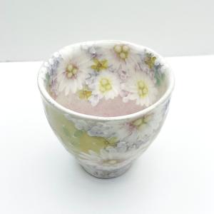 工房ゆずりは 湯呑茶碗 色彩花 瀬戸焼 花柄 優しい感性 女性だけの工房