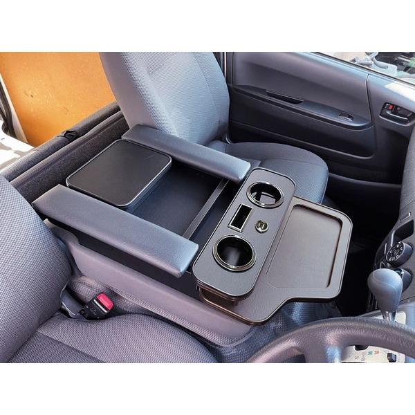 200系ハイエース 2/4WDバン[グレードDX/DX-GLパッケージ]RimUSBポート付フロント...