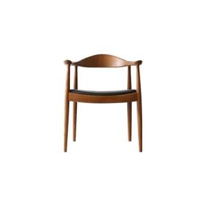 世界で最も美しい椅子といわれるThe Chair。H・J・ウェグナーの代表作