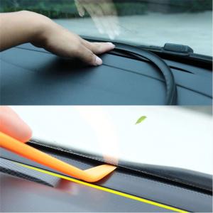 車用ビビリ音抑制効果 振動音低減防止モール 1.6ｍ フロントガラス ダッシュボード用 汎用ゴムモール テープ  取付工具付き 静音 内装用品 パーツ