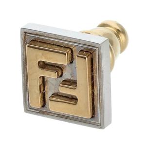 フェンディ FFロゴスクエアピアス 中古 BS99