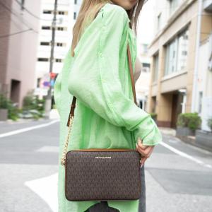 MICHAEL KORS □新品同様□ マイケルコース レザー ワンハンドル  