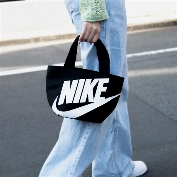 ナイキ トートバッグ ジュニア キッズ ランチバッグ 小さめ 保温保冷 大容量 軽量 ファスナー付き...