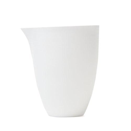 有田焼 やま平窯 エッグシェル 片口 国産 日本産 職人 プレゼント 贈り物 うすはり 極薄 爆買