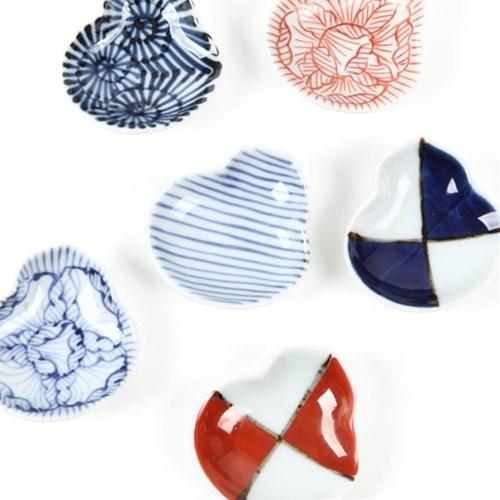 豆皿 有田焼 おしゃれ | 瓢型豆皿 | そうた窯 | 和食器 小皿 ミニ皿 醤油皿 薬味皿 かわい...