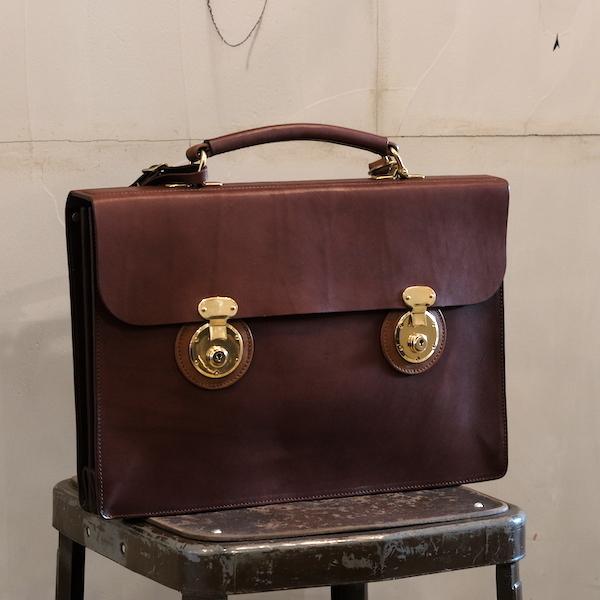 early HOLLYWOOD バッグ DWIGHT サドルレザー ブリーフケース  ショルダーベル...