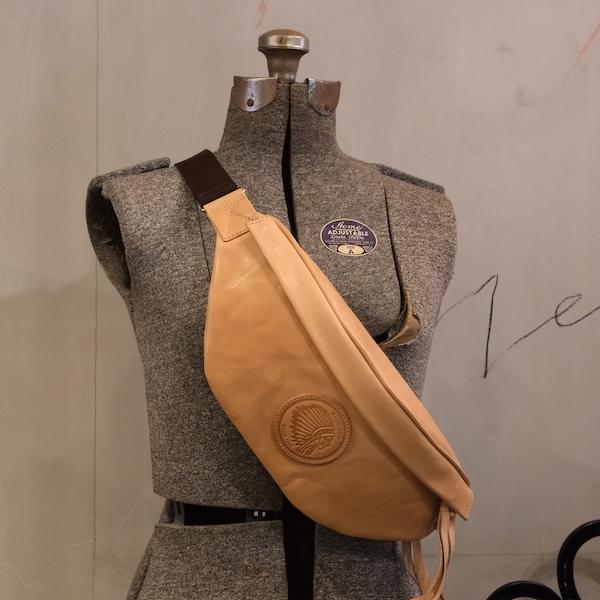 レッドムーン バッグ REDMOON ショルダーバッグ RM-SSB-ES サドルレザー エンボスロ...