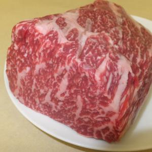 新潟県産 越後牛 極上肩ロース芯ブロック 640ｇ