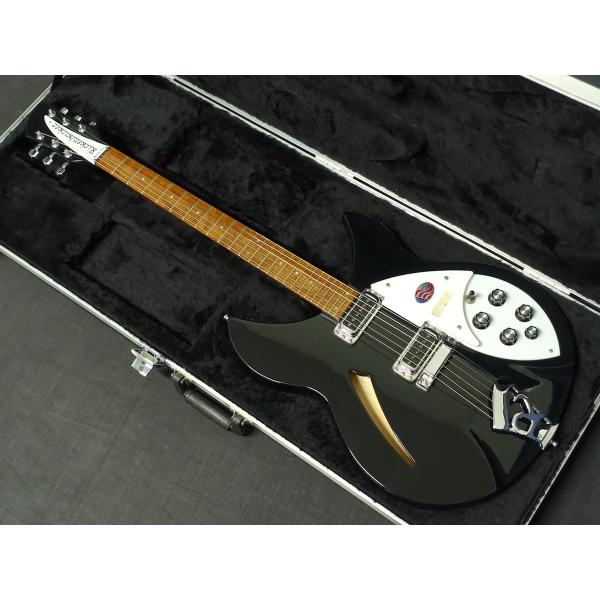 Rickenbacker Model 330 Jetglo