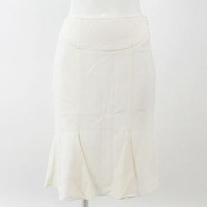 ブルマリン(Blumarine)白スカート I40
