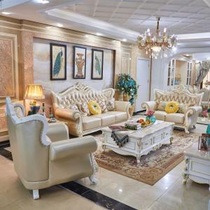 2/25まで最大15％お値引！条件は要問い合わせ！ロココ調本革ソファセット(1P+2P)　QC-222