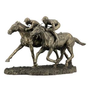 芸術品&amp;美術品■W乗馬、競馬彫刻置物■乗馬オブジェクト■競馬がお好きな方に Amazon.co.jp: ギャロッピング競走馬、ジョッキーの彫刻