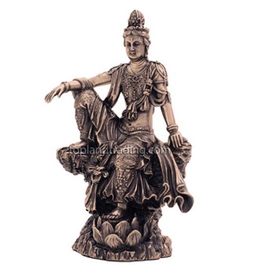 小さな水月観音の半跏思惟像ブロンズ風高さ 約12.7ｃｍ慈悲の観音菩薩像彫像贈り物輸入品