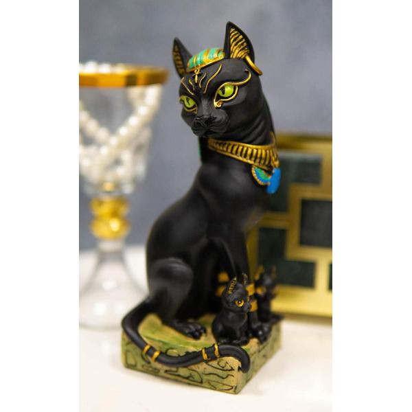 古代エジプトの女神、座っている猫のバステト神 母と子猫の彫像 鮮やかな色(輸入品