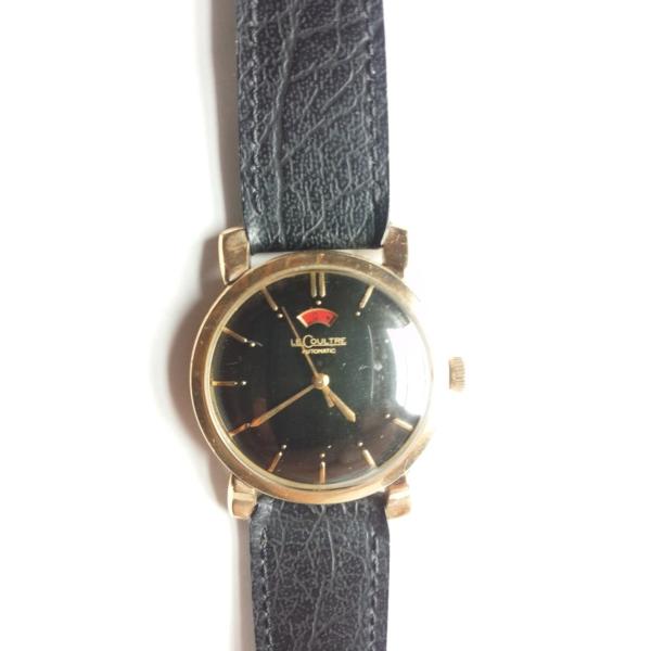 ジャガールクルトの古い腕時計です。アンティーク