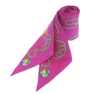 CHANEL（シャネル） スカーフ ロゴ 大判スカーフ モノクロ バイカラー