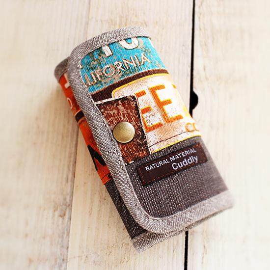 キーケース ナンバープレート柄 ブラウン 4連 3つ折り アンティーク おしゃれ 鍵ホルダー