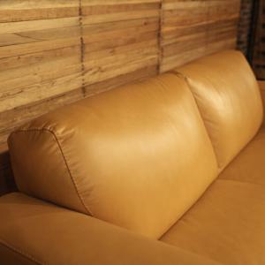 REBONレボン総本革張りソファ ヌメ革色 本...の詳細画像5