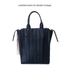 cornelian taurus by daisuke iwanaga  トートバッグ/wave t...
