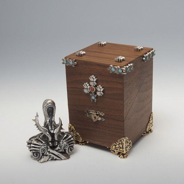 牙狼 GARO 魔導輪ザルバ Body Statue in the Box 劇中ver ウォールナッ...