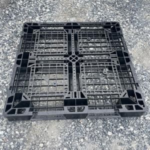 中古 プラスチックパレット 1100×1100...の詳細画像1