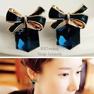 虹色 シェル ピアス マリン 貝 貝殻 魚 可愛い 大人可愛い ガーリー