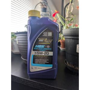 正規輸入】ロイヤルパープル royal purple HPS 5W-30 1qt : レッド