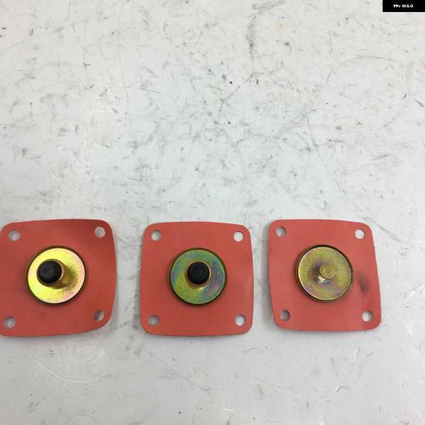 並行輸入品キャブレター 加速ポンプ ダイヤフラム 加速ポンプ ダイヤフラム EMPI WEBER 4...