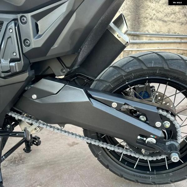 並行輸入品 HODNA FORZA 750 NSS 2021 - 2025 オートバイ チェーン カ...